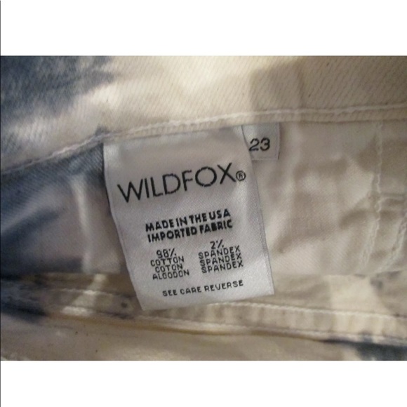 WILDFOX Lara Mid Rise Denim Cutoff Shorts Tie Dye - Picture 2 of 3